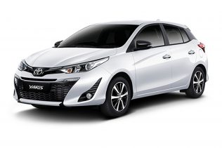 Toyota Yaris 또는 동급의