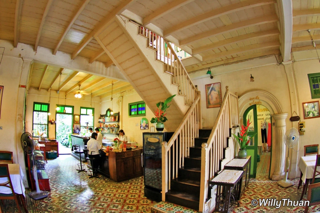 ร้านดังภูเก็ต ร้านอาหารระย้า 