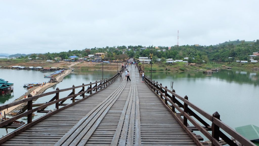 สะพานมอญ