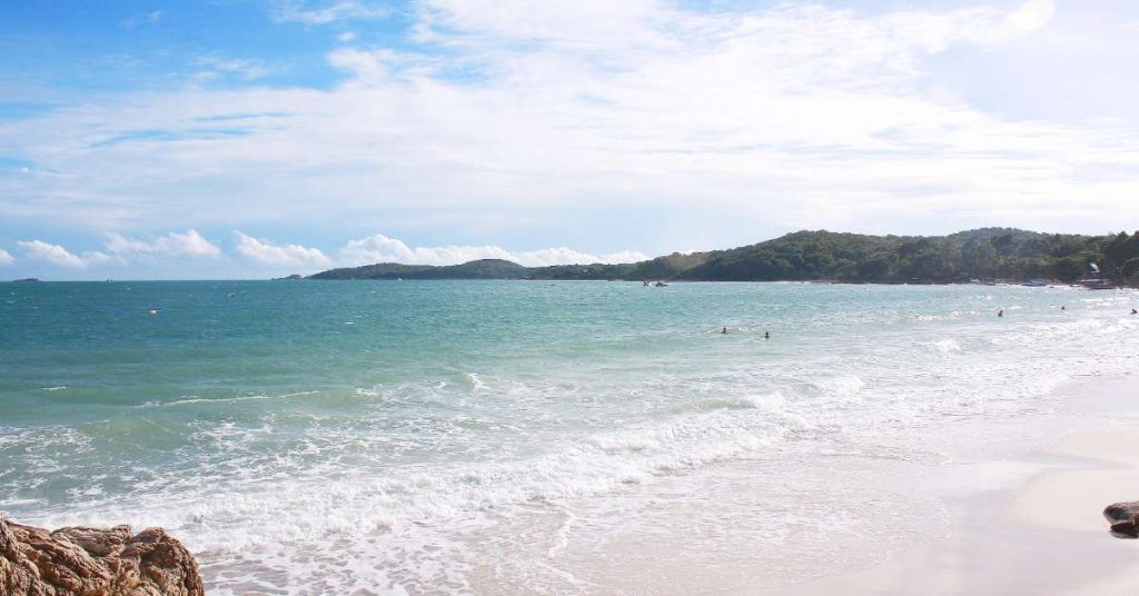 ไปชายหาดเกาะเสม็ด ที่เที่ยวหน้าร้อน จังหวัดระยอง