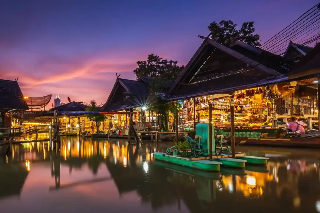 ตลาดน้ำ 4 ภาค