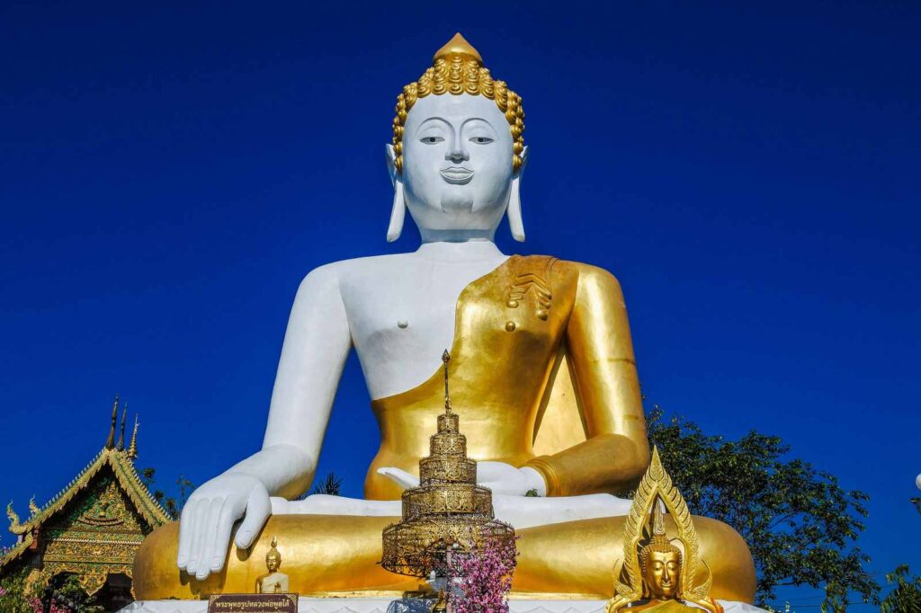วัดพระธาตุดอยคำ