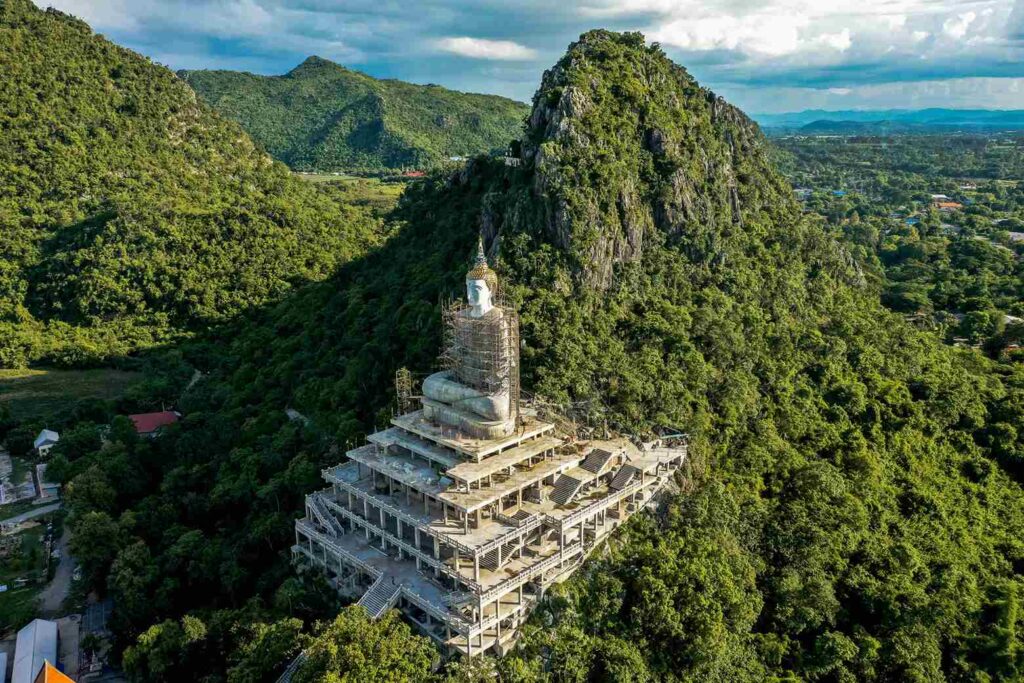 เขาแหลมสกายวอล์ค จังหวัดกาญจนบุรี