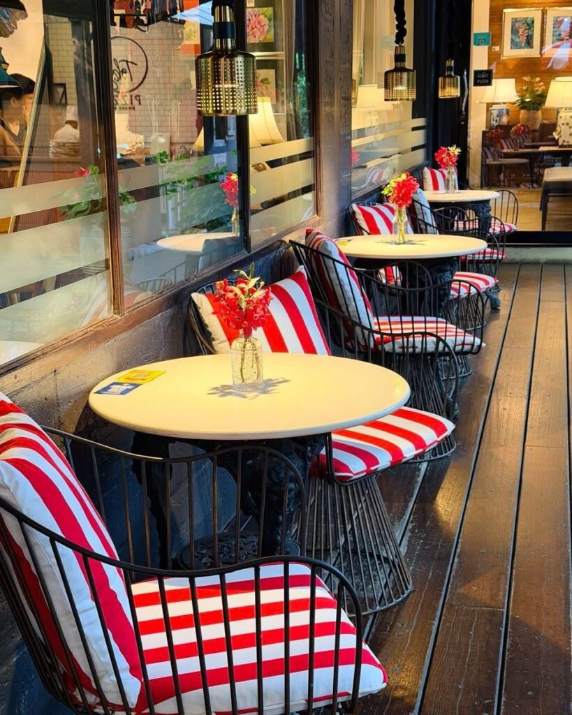 Cafe de Oasis & Toby's Pizza