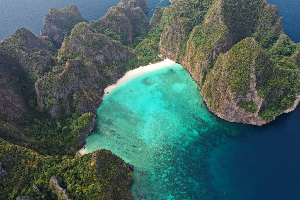 อ่าวมาหยา ทะเลกระบี่