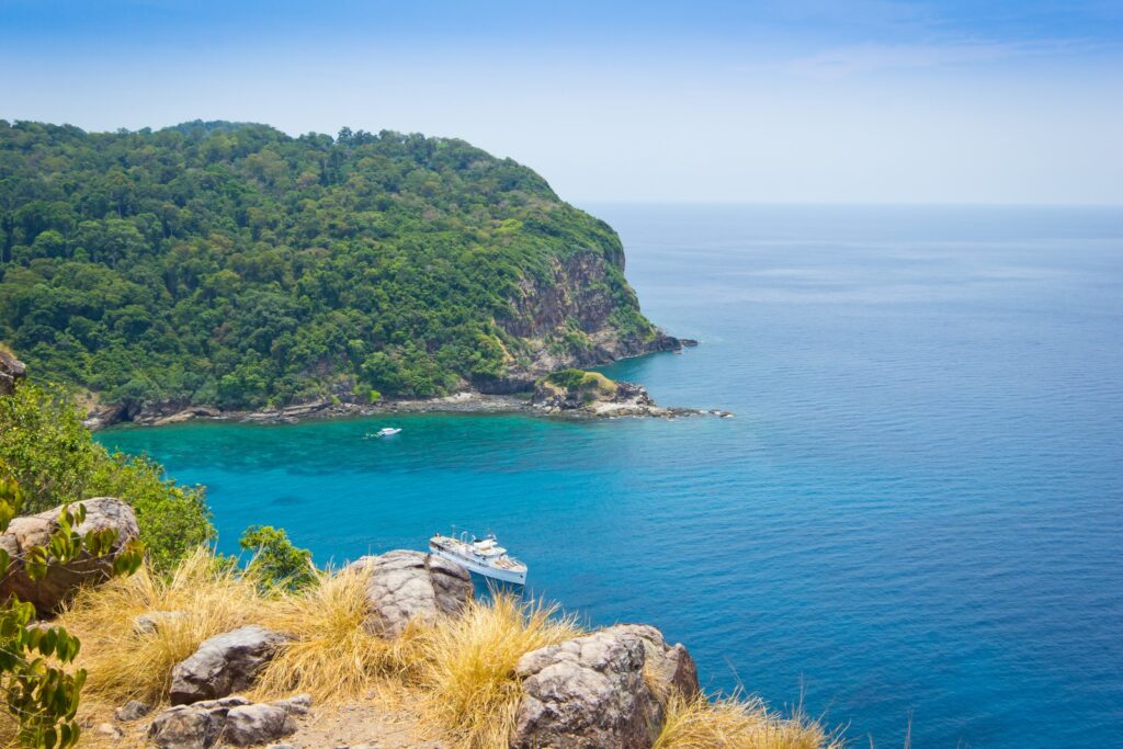 เกาะรอก ทะเลกระบี่