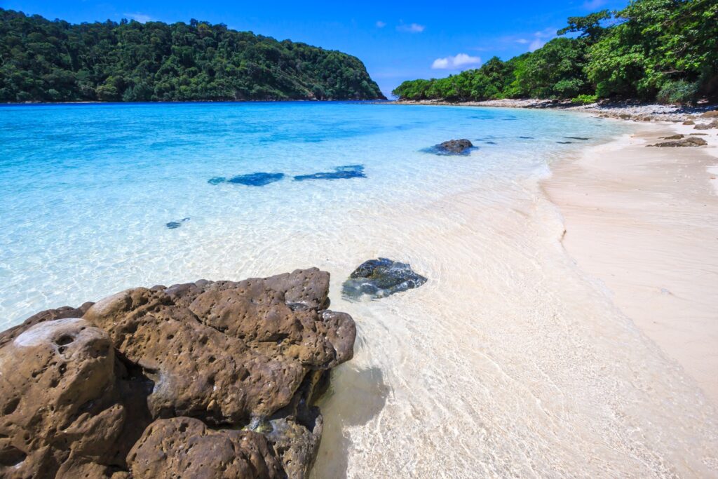 เกาะรอก ที่เที่ยวจังหวัดกระบี่