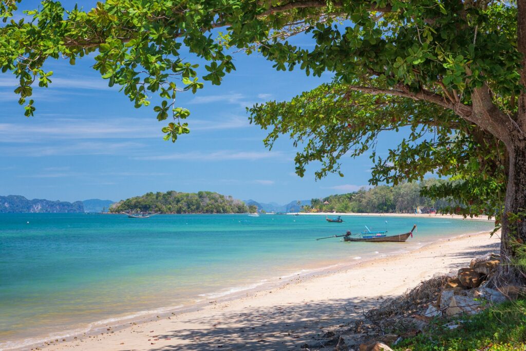 หาดคลองม่วง ที่เที่ยวกระบี่