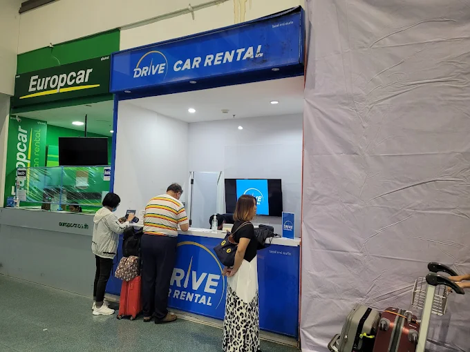 เคาน์เตอร์ Drive Car Rental เช่ารถสนามบินภูเก็ต