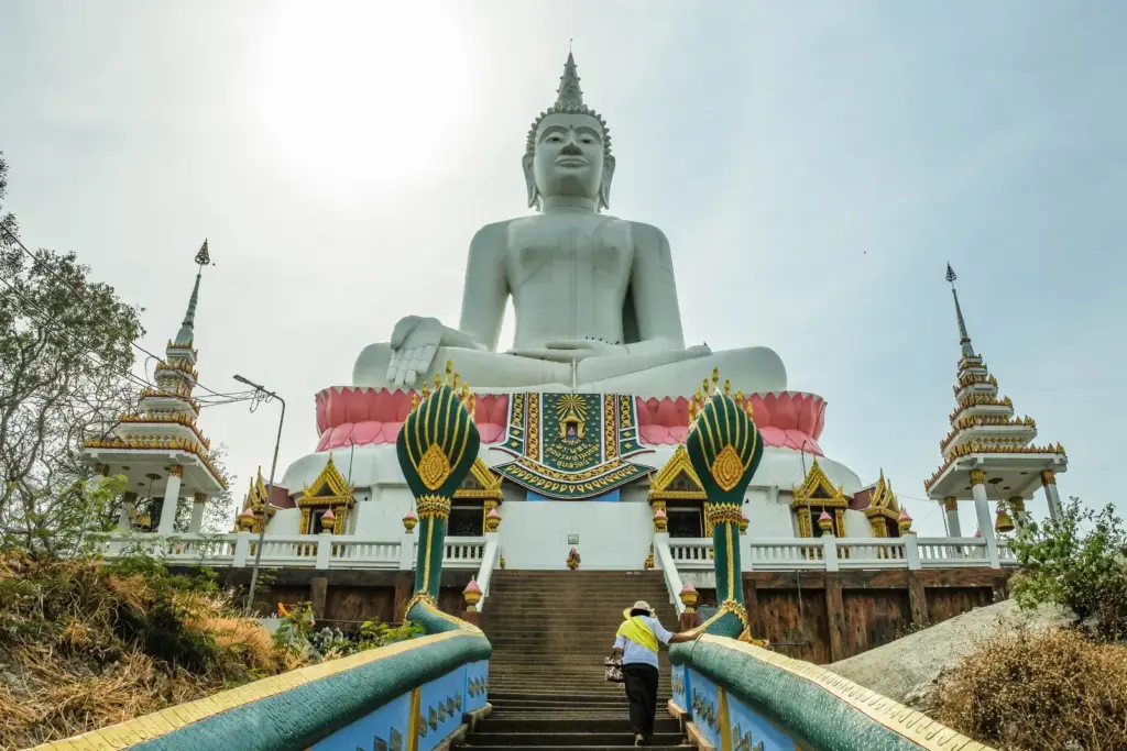 วัดพระบาทภูพานคำ ขอนแก่น