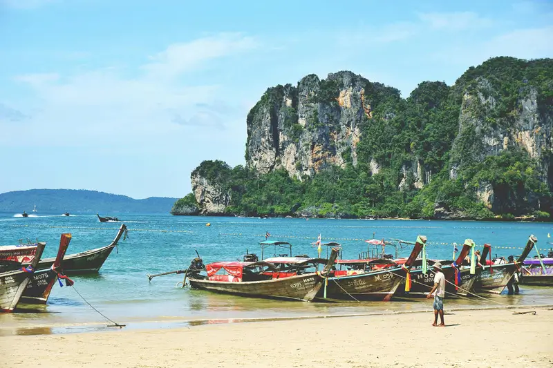 หาดอ่าวนาง ที่เที่ยวกระบี่ไม่ต้องนั่งเรือ ขับรถถึง
