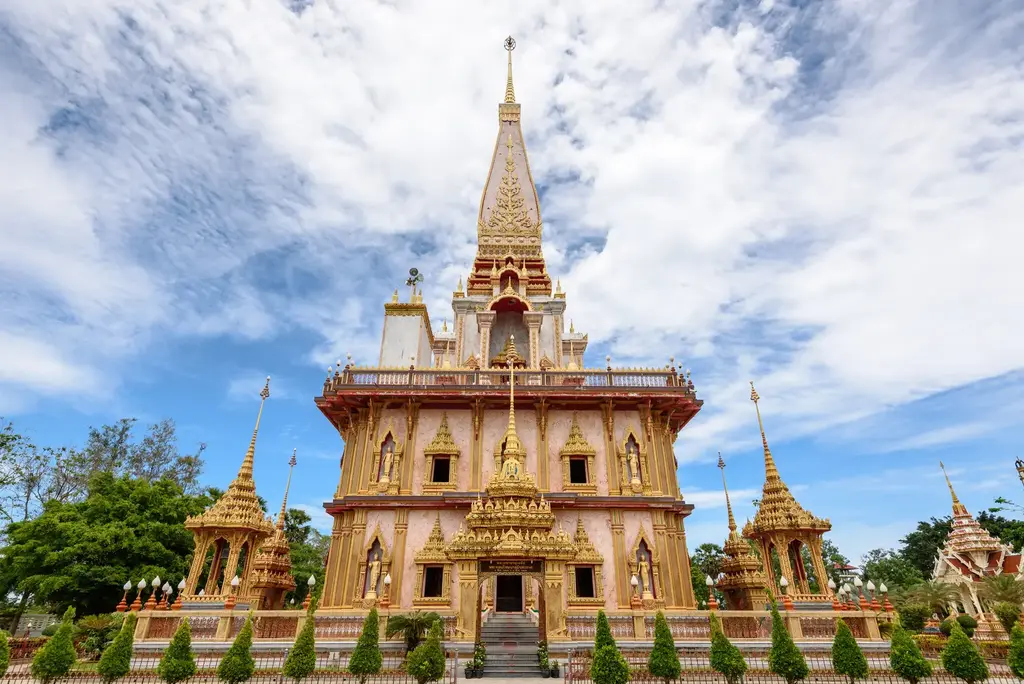 บริเวณหน้าวัด