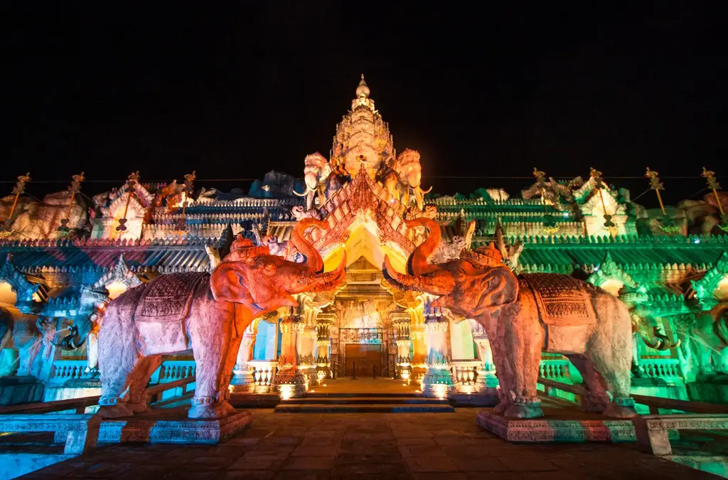 แสงสีภูเก็ตแฟนตาซี